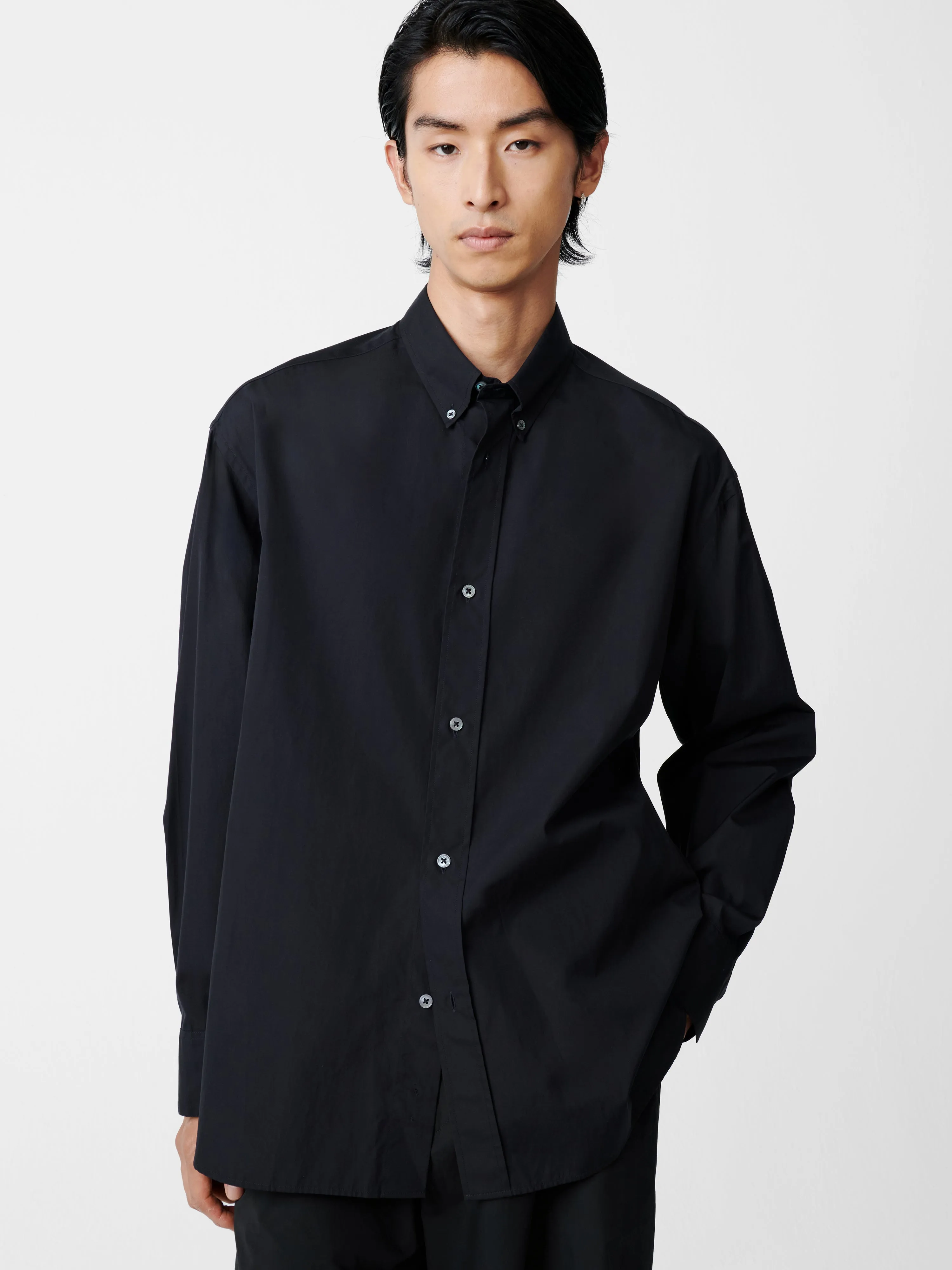 Jude Shirt in Darkest Navy