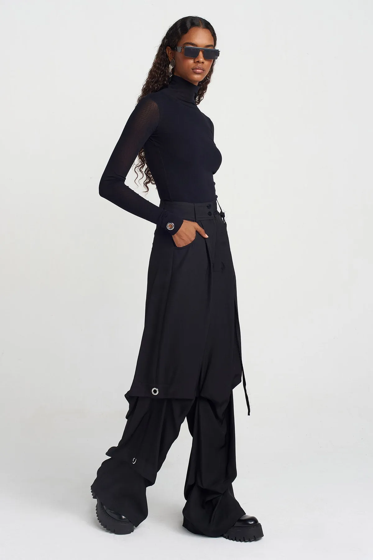 Nu Eyelet Detail Trousers Black