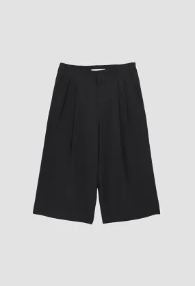 XING - Pleated Wide Leg Wool Shorts in Black